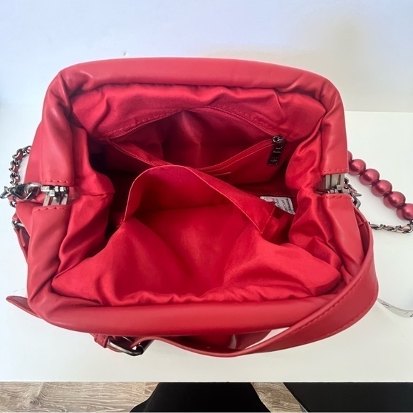 Badgley Mischka Vegan Shoulder Bag Red Purse Removeable Crossbody Strap Clutch - Picture 9 of 9